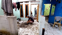 Puting Beliung Terjang Kampung Buwek Bekasi, 57 Rumah Rusak Parah