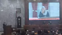 Tangisan Hevearita Gunaryanti Saat Berikan Sambutan Terakhir sebagai Wali Kota Semarang