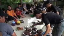 Menikmati Sedapnya Ayam Bakar Utuh Sambal Pedas Khas Binjai