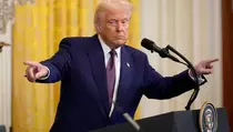 Tarif Impor Trump Bakal Bikin Ekonomi RI Bergejolak dan Investor Kabur