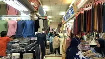 Pasar Tanah Abang Banjir Pembeli, Terakota dan Burgundy Paling Diburu