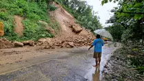 Jalur Ponorogo-Pacitan Rawan Longsor, Pemudik Harus Waspada