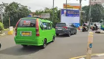 Penurunan Tarif Bukan Solusi untuk Warga Beralih ke Transportasi Umum