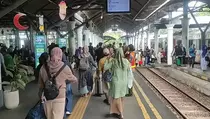 Arus Balik Lebaran, 44.939 Penumpang Padati Stasiun Daop 8 Surabaya
