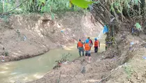 Sejumlah Desa di Pati Dilanda Banjir Bandang, 1 Warga Tewas