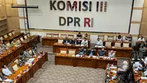 Undang Ahli, Komisi III DPR Rapat Bahas Putusan MK Soal Pemilu Dipisah