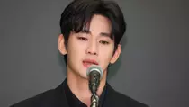 Buntut Skandal Kim Soo Hyun, Syuting Drama Knock Off Distop Sementara