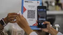 Viral Nenek Dipaksa Pakai QRIS, BI Tegaskan Toko Wajib Terima Tunai