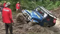 Ratusan Pecinta Offroad Adu Ketangkasan di Lintasan Ekstrem Cipeundeuy