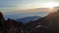 Wisatawan Malaysia Jatuh ke Jurang Sedalam 100 Meter di Rinjani!