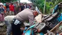 Polisi Olah TKP Kecelakaan Maut di Purworejo yang Tewaskan 11 Orang