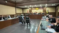 Staf Hasto: Yang Ditenggelamkan Pakaian bukan HP
