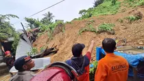 Longsor Timpa 4 Rumah di Samarinda, 3 Orang Sekeluarga Hilang