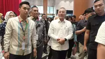 Santan Gantikan Susu di Kopi, Menko Pangan: Kelapa Jadi Mahal Sekarang
