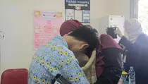 Usai Tawuran, Siswa SD Menangis Terancam Masuk Barak Militer