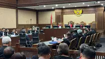Panas! Diwarnai Debat, Kubu Hasto Keberatan Penyelidik KPK Jadi Saksi