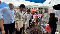 Dukung UMKM Lokal, Wapres Gibran Kunjungi Pasar Dolok Sanggul