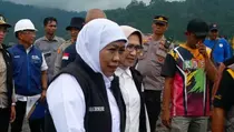 Khofifah Soroti Pembangunan Tanggul untuk Atasi Banjir Lahar Semeru