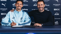 Suka Nasi Goreng, Tijjani Reijnders Siap Ukir Sejarah di Man City