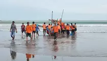 2 Remaja Terseret Ombak di Pangandaran: 1 Selamat, 1 Masih Dicari