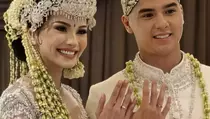 Karangan Bunga Penuhi Lokasi Akad Nikah Al Ghazali dan Alyssa Daguise