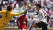 River Plate Kalahkan Urawa 3-1, Driussi Cedera Seusai Cetak Gol