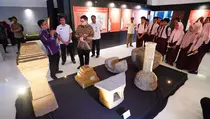 Kunjungi Museum Daerah, Mas Dhito Ingin Pulangkan Prasasti Harinjing Asli