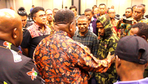 5 Anggota KKB Serahkan Diri dan Ikrar Setia kepada NKRI