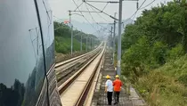Gangguan Layang-layang Meningkat, Sejumlah Perjalanan Whoosh Terdampak