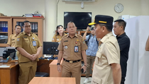 Sidak Kantor Perizinan, Gubernur Kalteng Ancam Copot Oknum Nakal