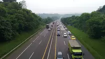 Arus Balik Tol Cipularang Arah Jakarta Mulai Padat
