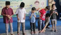 Liburan, Ratusan Anak Yatim di Kudus Bermain Dolanan Tradisional