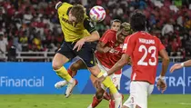 RD Instruksikan Pemain Tidak Menyerah Saat Kalah Lawan Oxford United