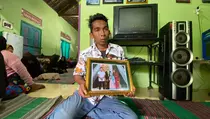 Warga Blitar Korban Tunu Pratama: Anak Meninggal, Ayah Masih Hilang