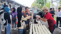 Lonjakan Penumpang, KAI Daop 9 Jember Suguhkan Kopi dan Musik