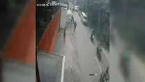 Pedagang Nanas Dipalak Ormas Bersenjata Golok di Bekasi