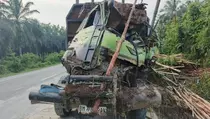 Kecelakaan Maut di Pelalawan, 5 Tewas Seusai Grand Max Terseret Truk