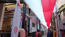 Bendera Merah Putih Raksasa 80 Meter Hiasi Kampung di Malang