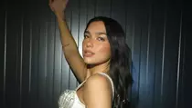 Lirik Lagu Training Season dari Dua Lipa dan Terjemahannya