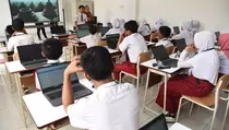 Sekolah Rakyat dan SMA Unggul Garuda Harusnya Dikelola Kemendikdasmen