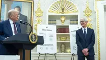 Bos-bos Bisnis AS Kini Belajar Cara Menghindari Kemarahan Trump