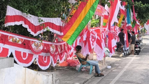Sepi Pembeli, Pedagang Bendera di Pekanbaru Merugi Jelang HUT RI