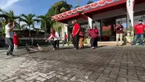 Seru! Warga Sleman Rayakan HUT RI dengan Lomba Tangkap Bebek dan Belut