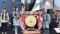 Menteri Pariwisata Resmi Buka Festival Pacu Jalur 2025 di Kuansing