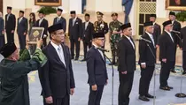 Dasar Hukum Reshuffle Kabinet oleh Presiden menurut Konstitusi dan UU
