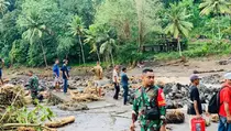 Akses Darat Terputus, BNPB Tempuh Jalur Udara Tangani Banjir Nagekeo