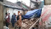 Longsor Terjang 3 Lokasi di Desa Puraseda Bogor, 3 Keluarga Dievakuasi