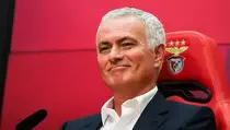 Mourinho Tak Ingin Perang dengan Suporter Porto