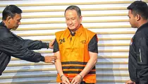 KPK Tahan Pengusaha Menas Erwin, Tersangka Suap Eks Sekretaris MA