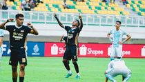 Super League: Persebaya Ujian Sesungguhnya Dewa United